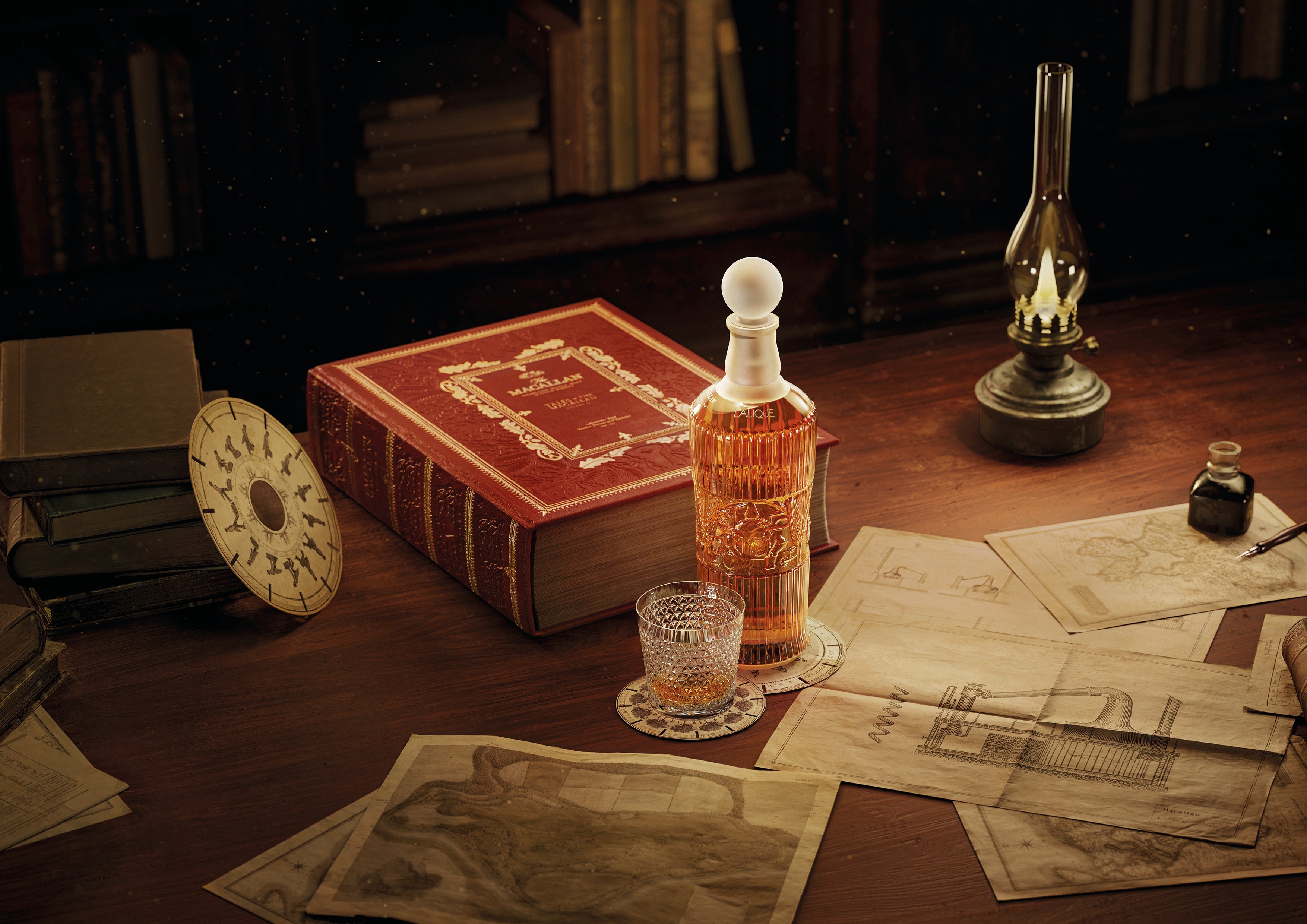 The Macallan Reflexion 空瓶ボトル　化粧箱付き Macallan Reflexion 1824 Decanter Series Single Malt Scotch Whisky