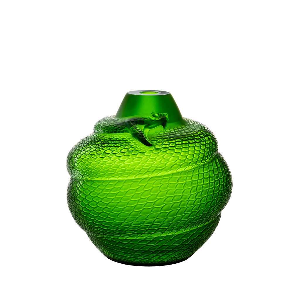 Serpent vase