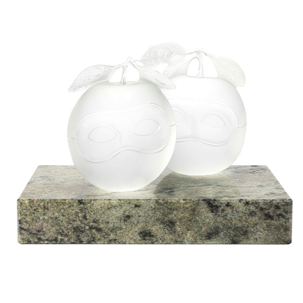 Le Prêtre Marié - Pomme Gauche René Magritte et Lalique 2023