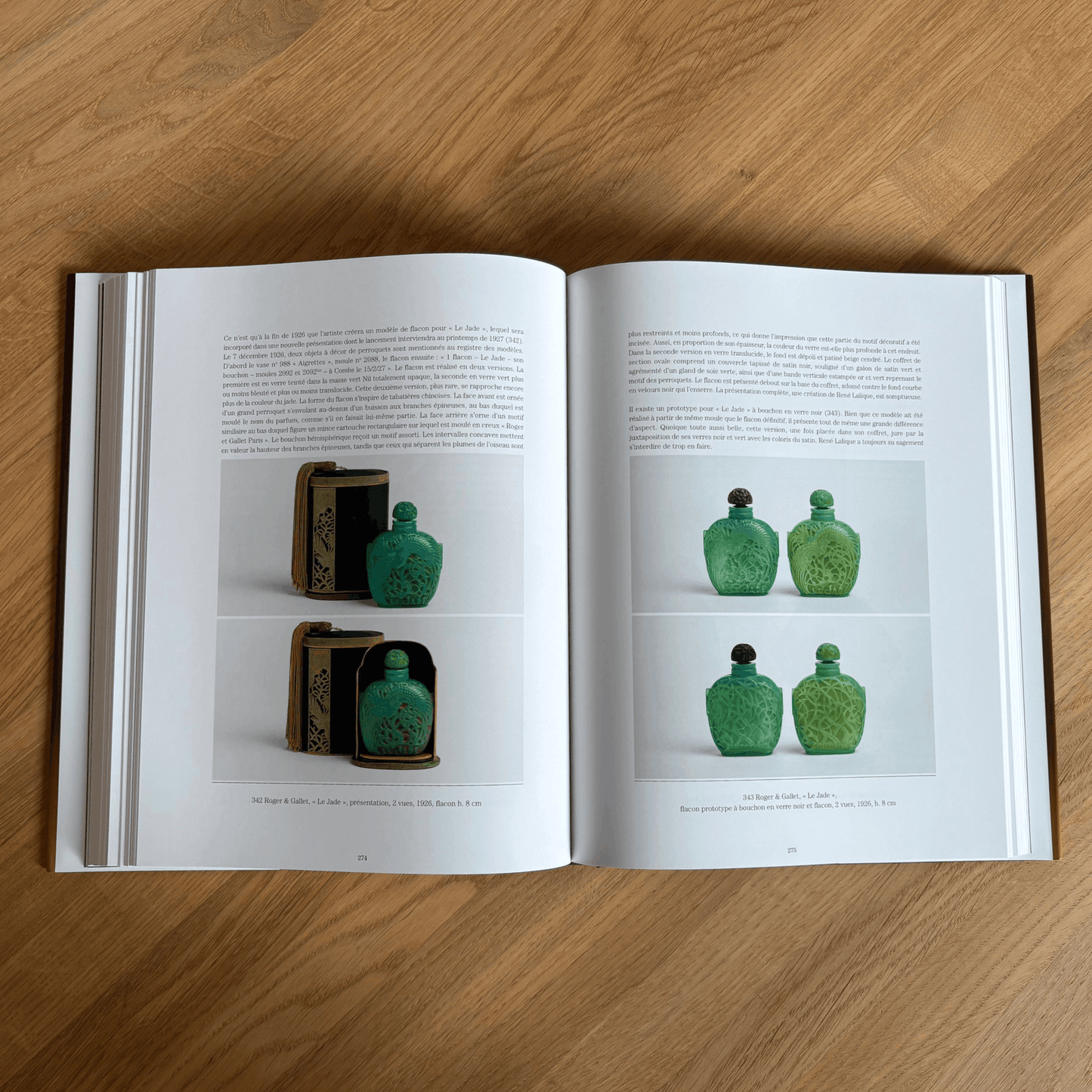 Livre "L'Art de René Lalique, flacons et boîtes à poudre"
