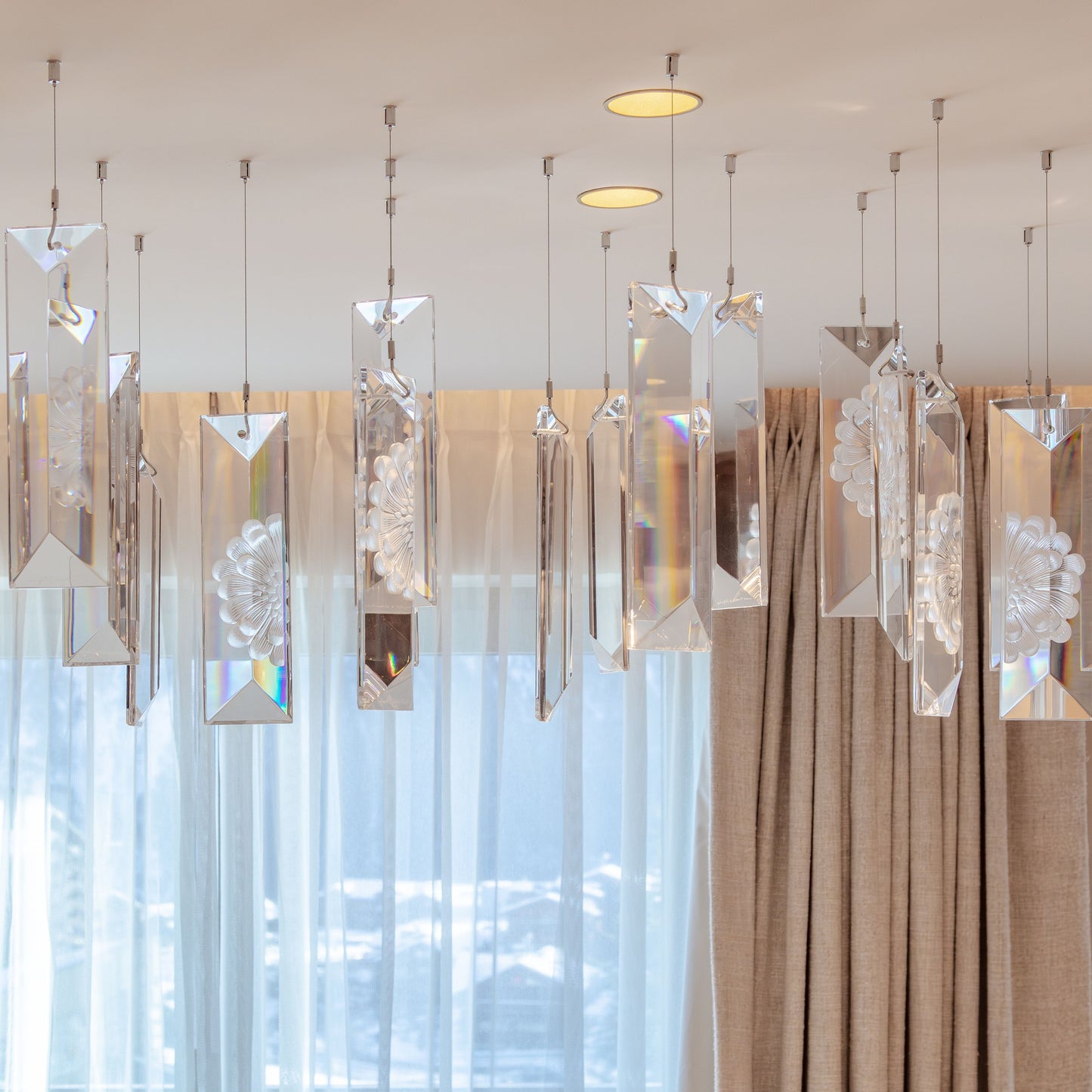 Serene Simple Prism Dahlia Ceiling Lamp