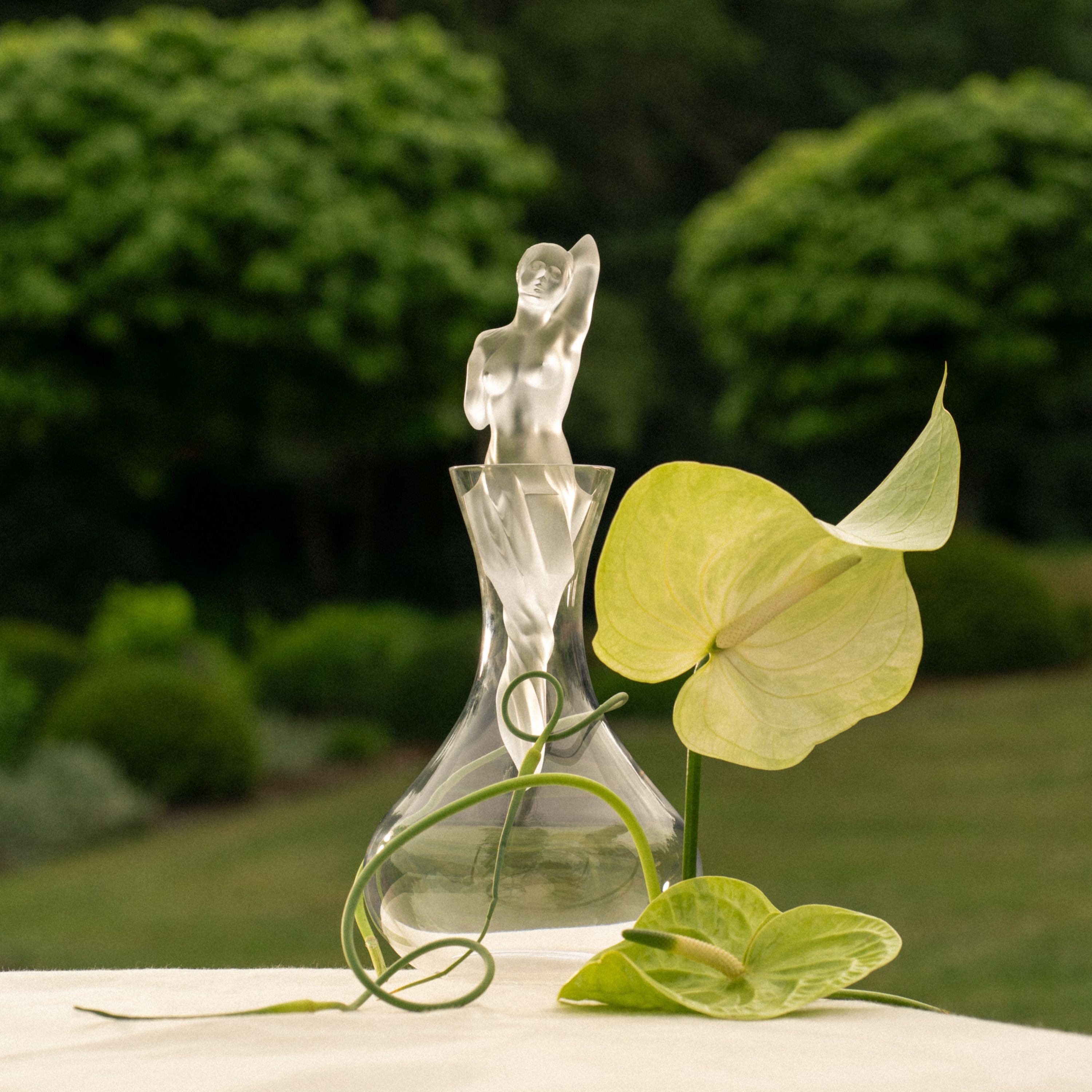 工芸品 VINTAGE LALIQUE Aphrodite vintage decanter – Lalique France