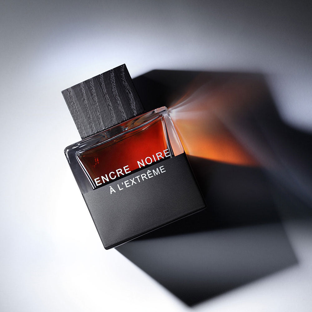 Encre Noire A L'extreme Eau De Parfum Spray By Lalique - 3.3 oz Encre Noire A L'extreme Eau De Parfum Spray By Lalique - 3.3 oz