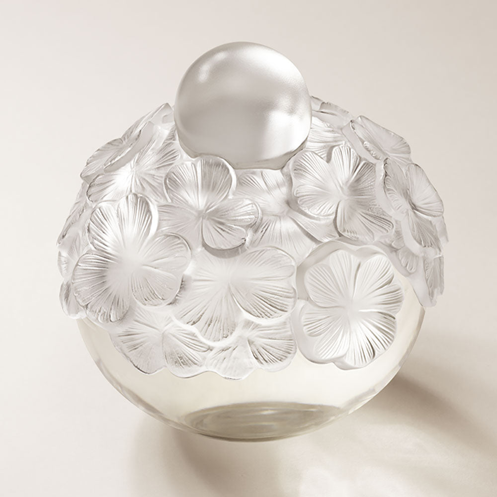 Fortune Leaves Mikimoto and Lalique – Lalique France