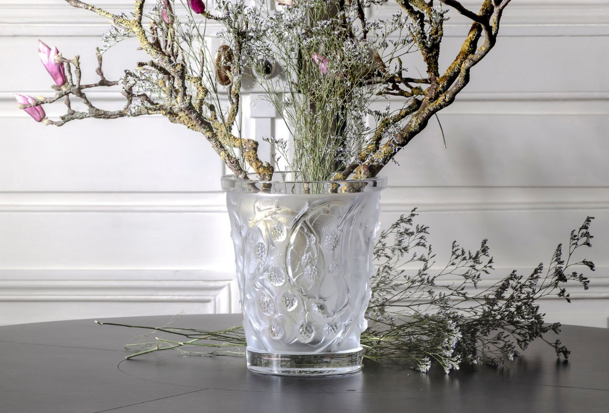 lalique-crystal-decorative-object-gaia-collection.png
