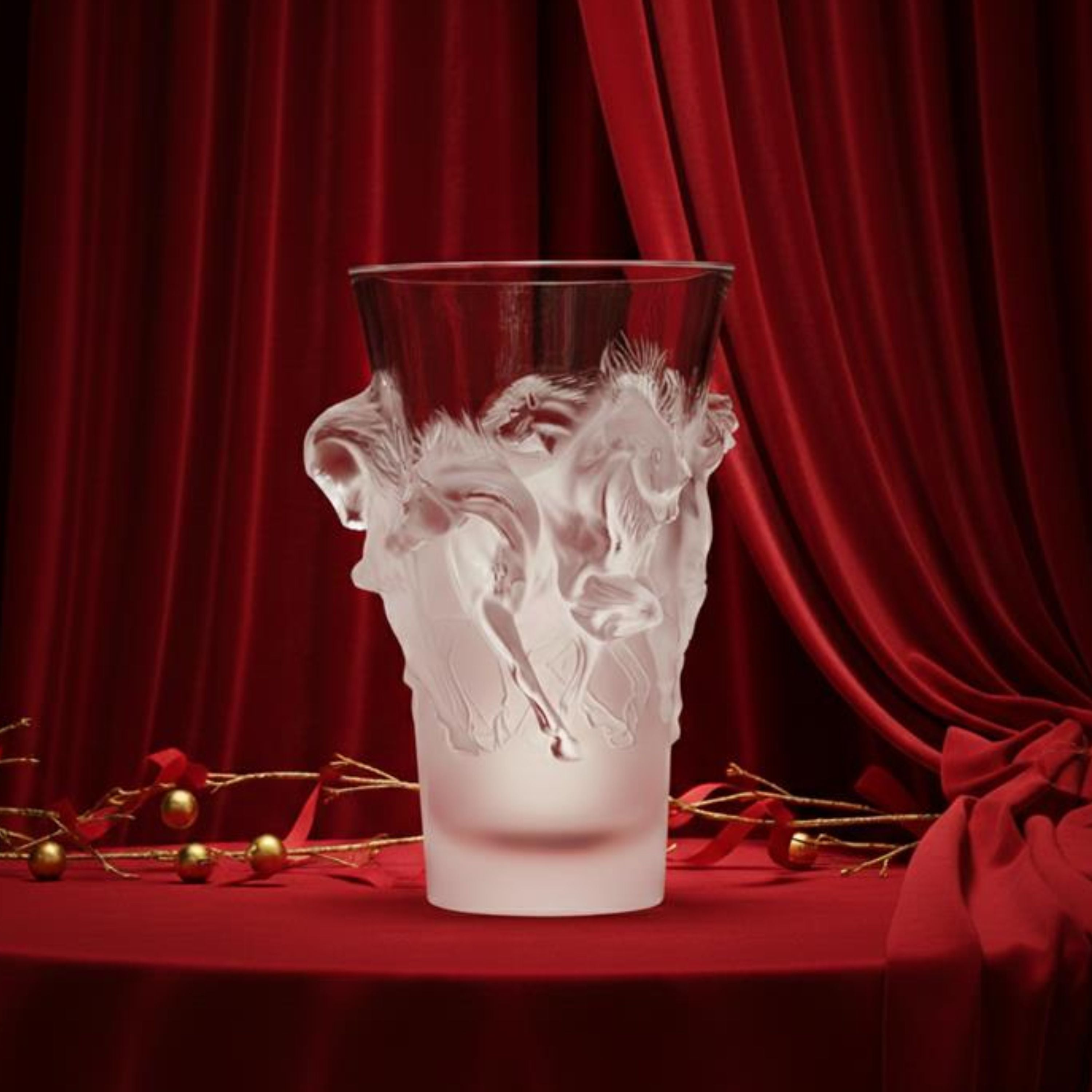 Equus vase – Lalique France